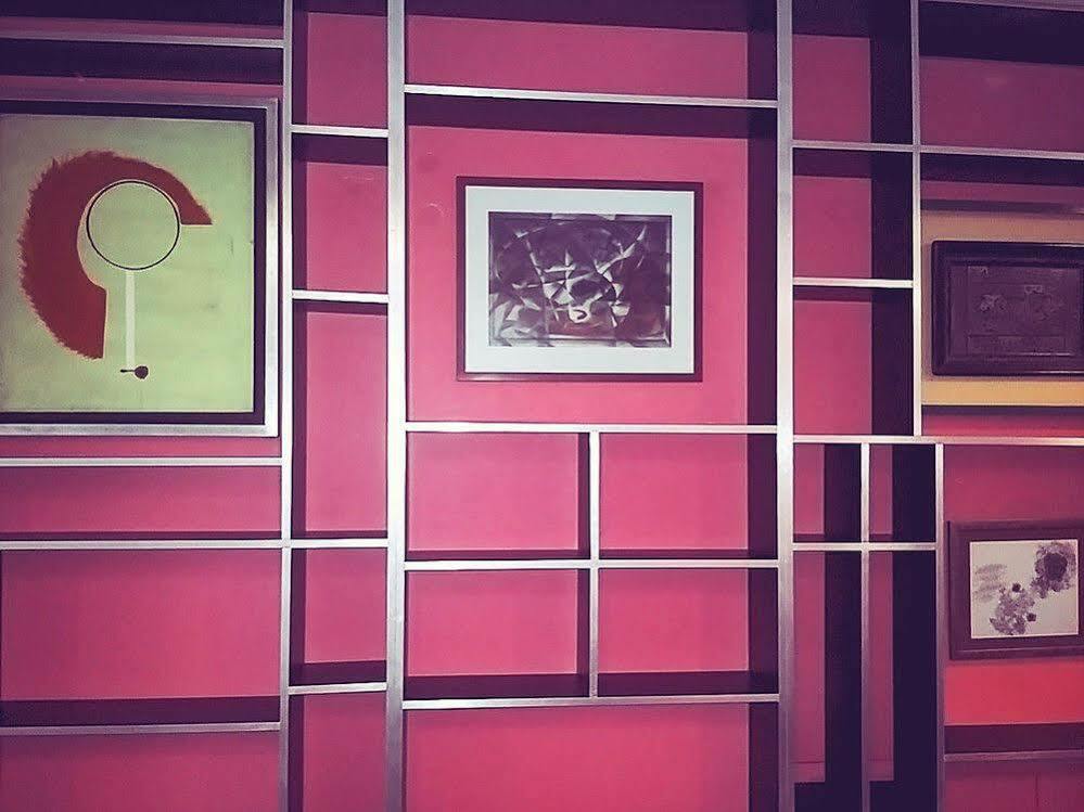 Dharma Hotel 2*